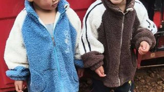 今天下雨了。#农村娃