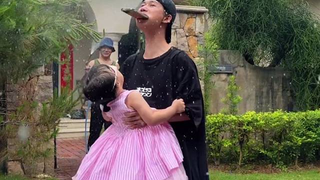 下雨天这样拍真的巨好看...