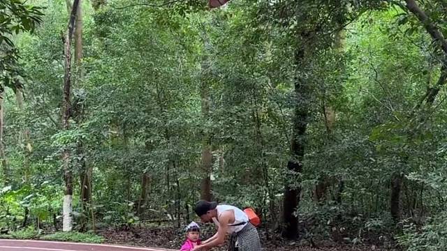 丸辣...这下是真哄不好了...