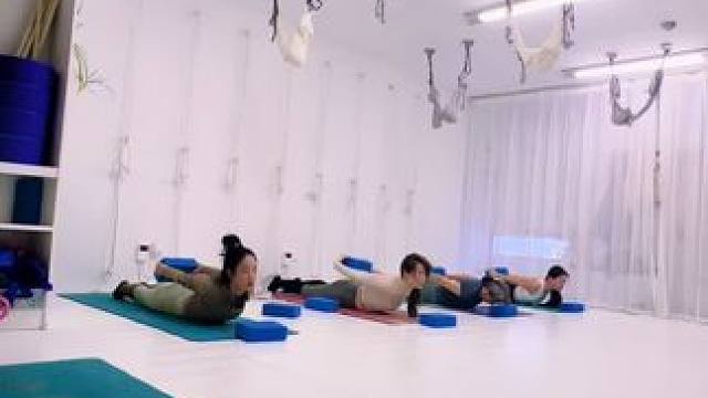 60分钟《肩背练习》瑜伽让你5分钟看完，喜欢记得点赞收藏哦，喜欢口令讲解版的亲们，下方评论区留言告诉