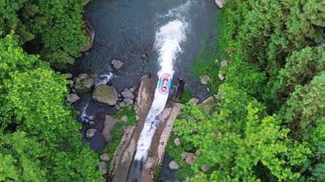 今年的七里坪漂流你打算带谁来体验呢#七里坪漂流 ##川渝玩水地图 #今年第一漂已湿身