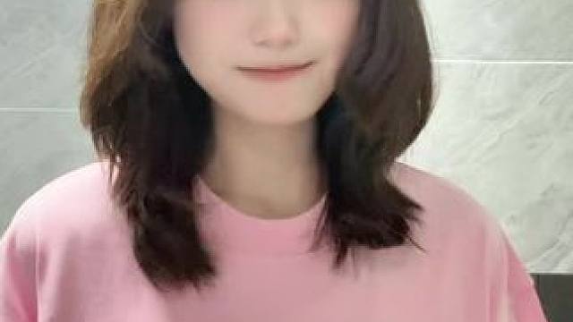 中午好呀～ #甜妹 #burnin小火苗#天秤