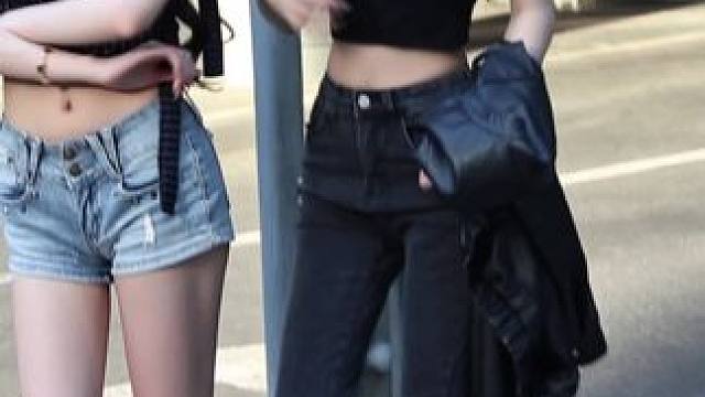 女孩，我们的故事因你而展开#街拍美女 #陈奕诺 #纯欲天花板