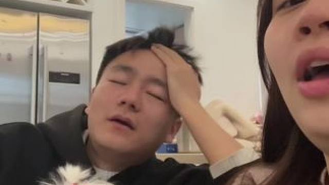 来自两个小姐姐的疑惑 #杨俊豪的自嗨日常 #闺蜜日常