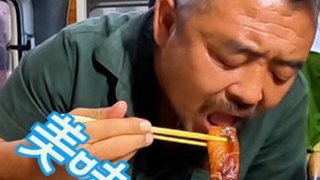 黑龙江大庆太冷了，在车里吃煎大肠头取暖，还是沙大厨厉害#穷游