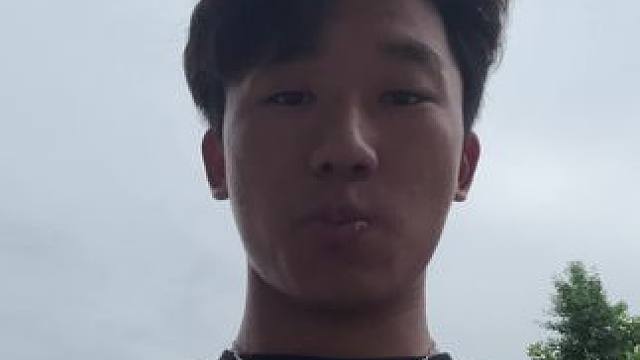 网络上哪么多帅哥？原来是偷偷找角度罢了…#路虎揽胜 #成都路虎王