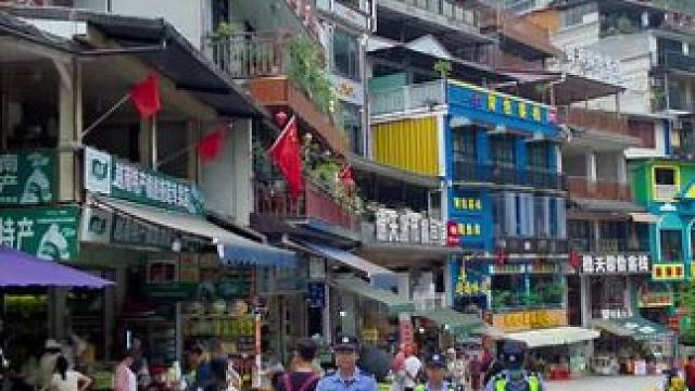 打卡德天中越友谊街，感觉不一样的乐趣。