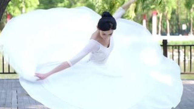 心之所动就随缘去吧#起风了 #舞蹈