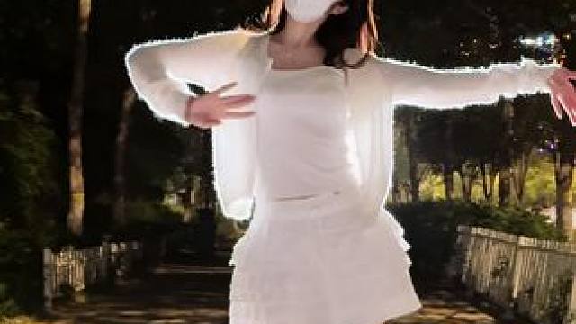 这样摇到云南去#dou来跳舞#傣族舞