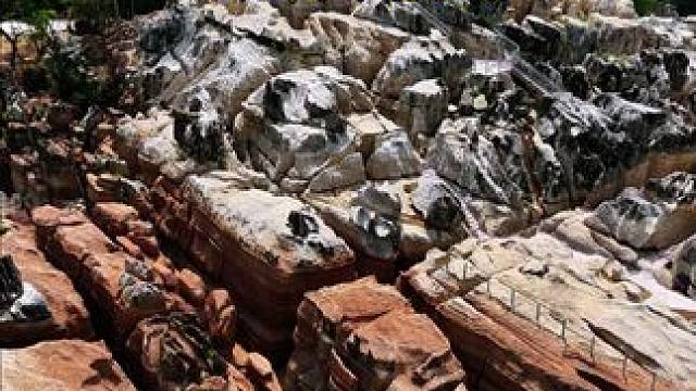 草川子石林，大自然的馈赠。#鬼斧神工的自然奇景 #喀斯特地貌 #汉中文旅