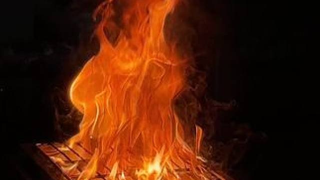 和朋友烧烤的日子～ 
#周末时光 #烧烤呀撸串呀 #chill