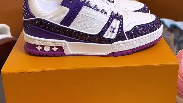 第一次入广奢LV运动鞋，没想到这么顶原相机拍摄