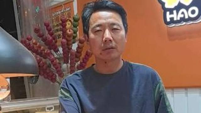 让我称这个柿子，这是不是太简单了，#栗子哥 #万物皆可称 #牛人 #高手在民间 #镇江