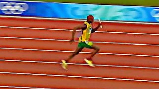 “让我来跑最后一棒，我会给你第三个世界纪录” #博尔特 #鲍威尔#体育生