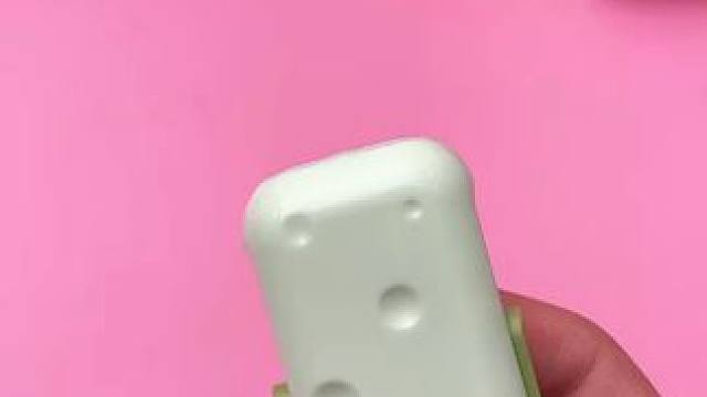 三合一穿针引线器 让人惊喜的小东西，一头拆线一头穿针，还带有磁吸针盒，方便好用，做针线活必备 #穿针