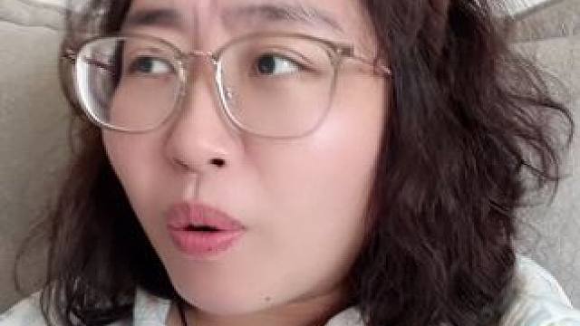 #王楚钦比赛球拍疑似开胶 #国际乒联回应王楚钦球拍受损 #王楚钦回应换球拍 #王楚钦 #万万没想到