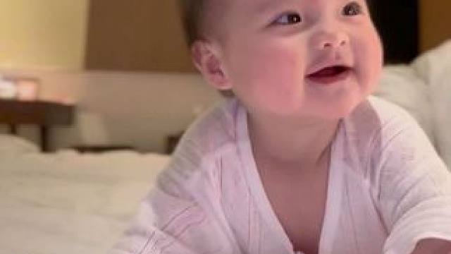 我的女孩是来治愈我的
#人类幼崽 #我的女孩