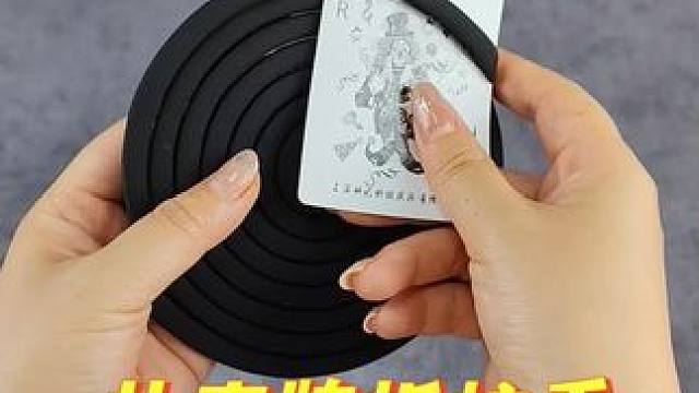 太神奇了！扑克牌真的可以把蚊香拆开吗？