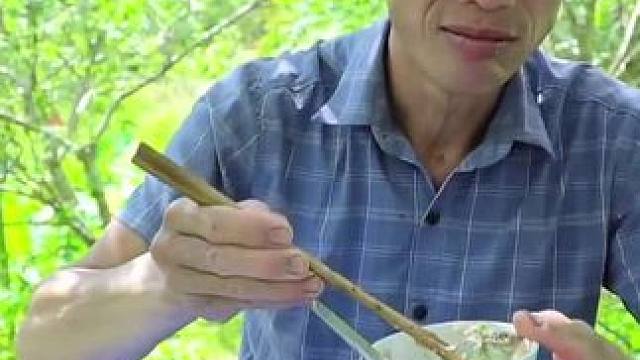 越南特色鱼生 #越南鱼生#越南美食#越南特色美食 #野外生活纪录片 #原生态农产品