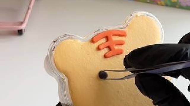 儿童节萌力全开！7⃣️款软萌巧克力配件，免抹面免模具免雕刻，罐子包装也送给你们！烘焙小白也能闭眼拼，