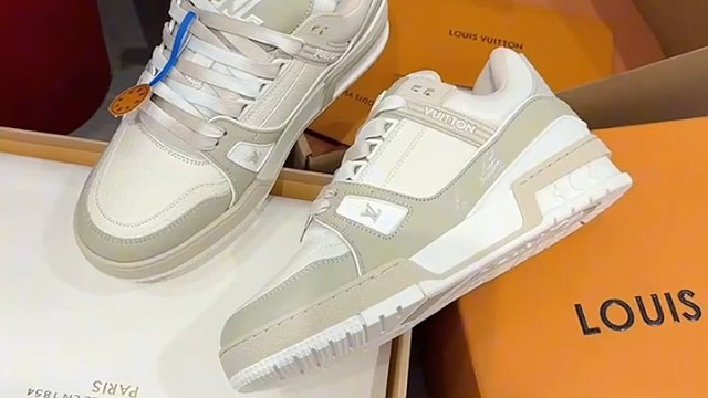 奶茶色LV球鞋低帮运动鞋 潮牌鞋子 LV球鞋 LV奶茶色