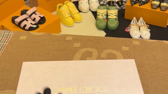 甜妹婚鞋首选Jimmy choo 网纱钻面高跟鞋jc jimmy 高跟鞋CP 高跟鞋 女人味鞋子 主