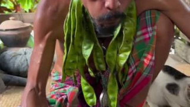 泰国大叔 #妈呀太香了吧 #家乡美味 #这吃法真的忍不了了 #民族美食 #农村美味