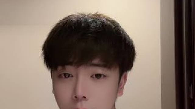 每次理发都像在赌，显然，我输了