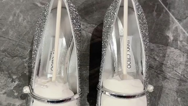 jimmychoo jimmychoo jimmychoo婚鞋 换季必备鞋 舒适小矮跟 可以跑步的高