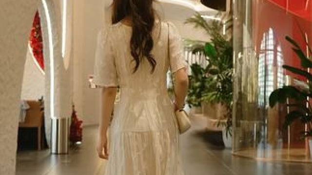 爱不一样的自己~#今日新款推荐 #穿搭分享 #温柔风穿搭 #ootd我的穿搭日记