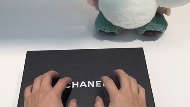 夏日限定chanel粉色面包人字拖仙女拖鞋软绵绵的像夏日棉花糖
	
厚底人字拖 粉色鞋子绝绝