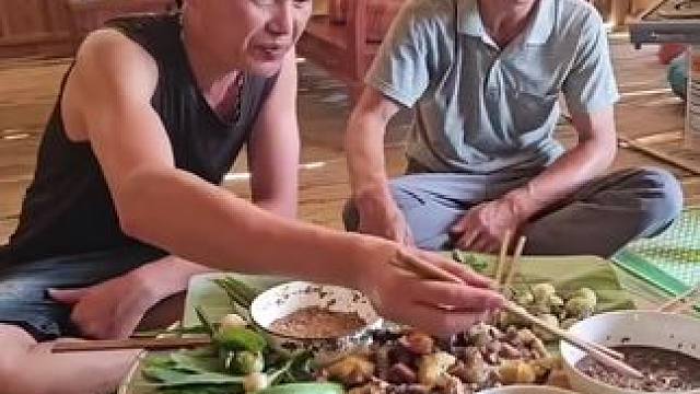 越南安叔来了。#农村美食记录生活 #我的乡村生活 #记录生活 #我的日常生活