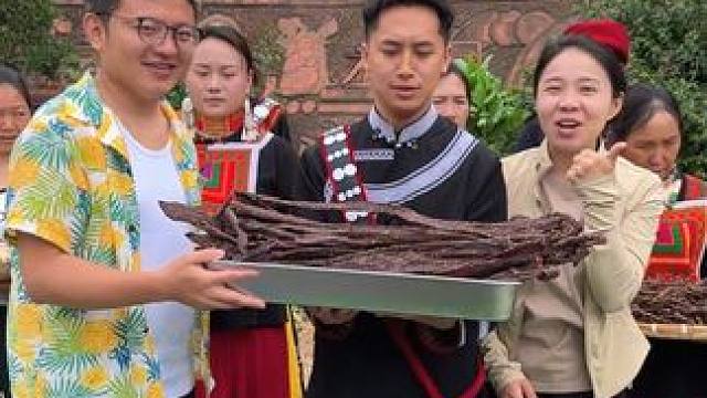 大凉山集市 #少数民族风情