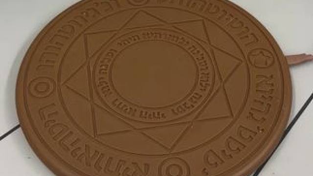 这个魔法杖无线充不得把我朋友迷城制丈~ #玩个很新的东西