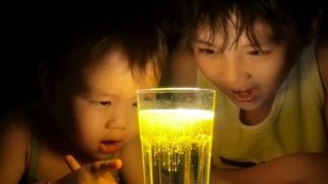 弟弟的眼里除了流星雨…还有满眼的哥哥 #维生素b2带来的浪漫