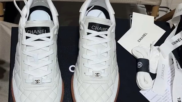 糟糕！乖嗲可爱千金放大招Chanel25ss德训复古德训鞋 女生最爱的高颜值鞋子 休闲鞋推荐 德训