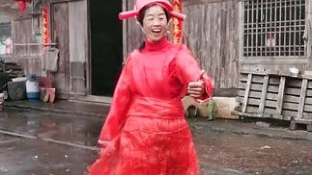 山卡卡里的农村大姐学费开直播每天收获满满您还在恐播怕播不敢开播开播了不知说什么吗#记录真实生活 #农