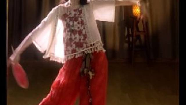 炎热夏天跳首清如许，解解暑气！！！ #向全世界展示中国舞 #清如许 #氛围感 #日常汉服