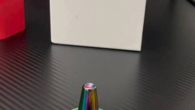 牛顿的棺材板快盖不住了~ #玩个很新的东西