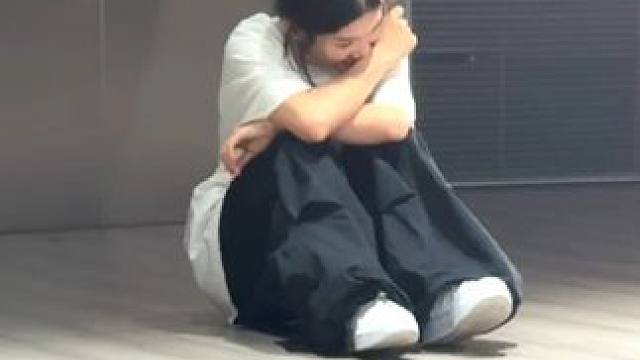 很累，却不知哪里累。 #qian茜编舞 #dance #翻跳 #不知所措 
很开