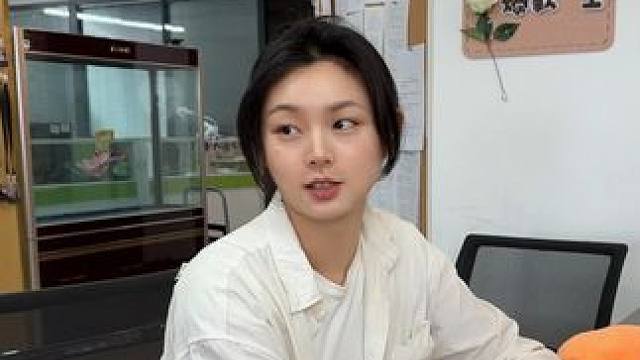 一次分享换来终生内向.. #办公室日常 #办公室搞笑 #腼腆害羞内向社恐文静小女生 #内容过于真实