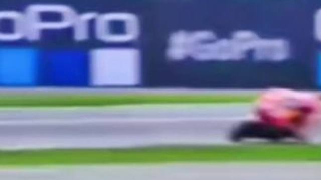 motogp比赛摔车 #motogp #motogp93号马奎斯 #封闭赛道请勿模仿