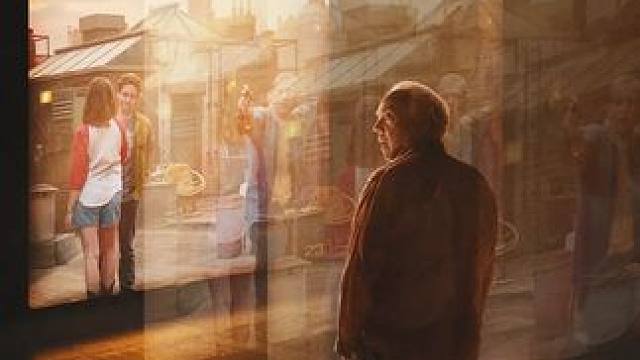 老人找到几张旧照片，发现照片中隐藏着崩溃的秘密，险些当场去世 #dou来聊影视