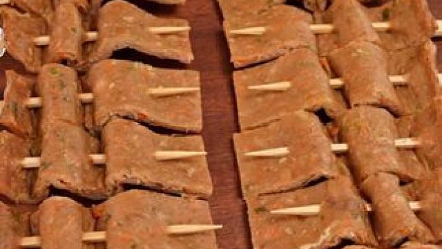 从鱼糜到咕嘟砂锅，在家自制鱼饼的详细教程 #定格动画 #治愈系美食 #鱼饼  #低脂低卡 #好好吃饭