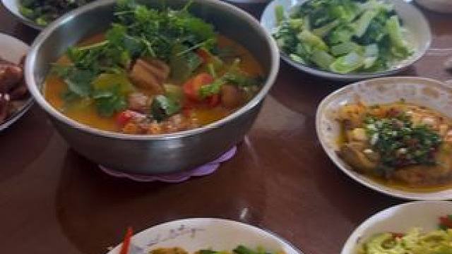 今天总算吃上了一大桌菜！ #人间烟火 #我的乡村生活 #新农人计划2025 #下饭菜