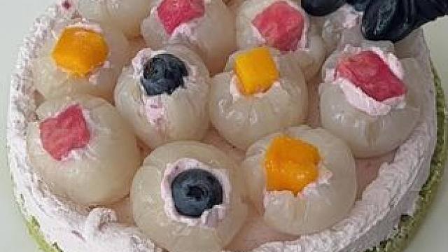 荔枝冷萃酸奶夹➕树莓荔枝冷萃酸奶！！蛋糕年度top1！！
#沉浸式 #沉浸式做蛋糕 #荔枝冷萃蛋糕