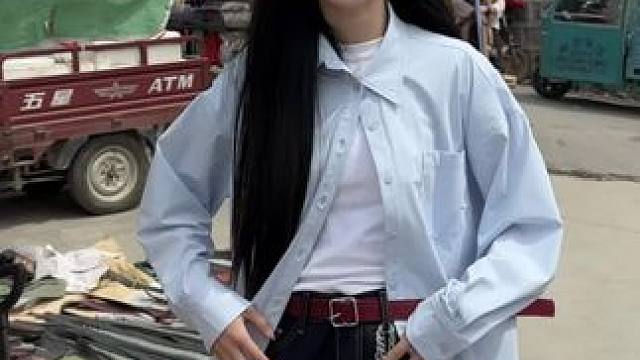 拉拉秧这穿搭洋气不？她说她要火了呢！