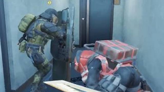 盾构大战机枪兵 #三角洲行动