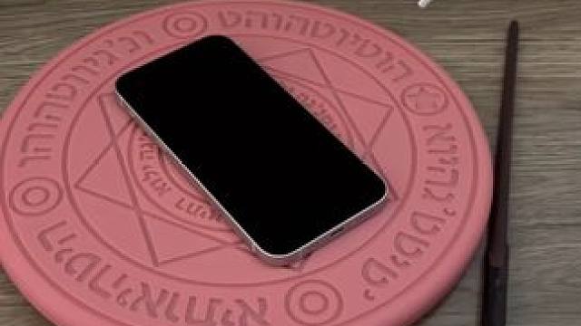 这个魔法杖无线充，不得把我朋友迷城制丈~ #玩个很新的东西 #无线充电器