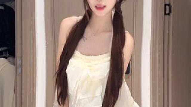 这个世界不围着我转就算了 把我耍的团团转几个意思(｡•‸•｡)